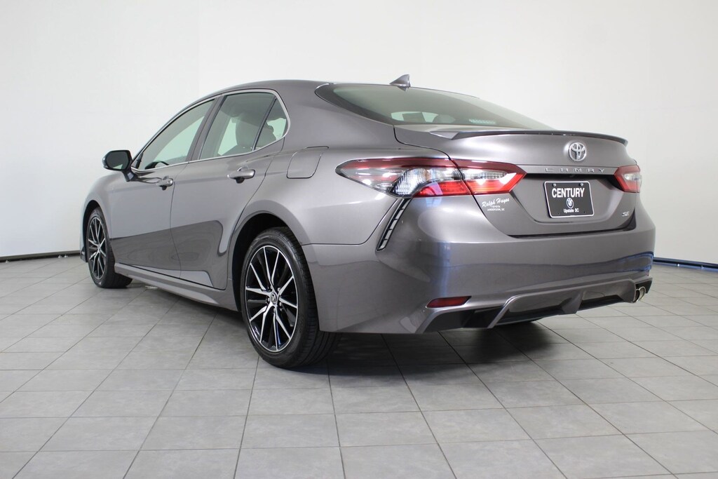 Used 2023 Toyota Camry SE Sedan