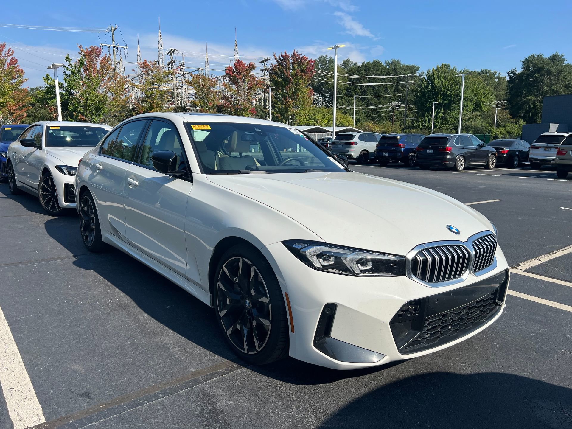 2025 Bmw 330i xDrive Sedan photo 3