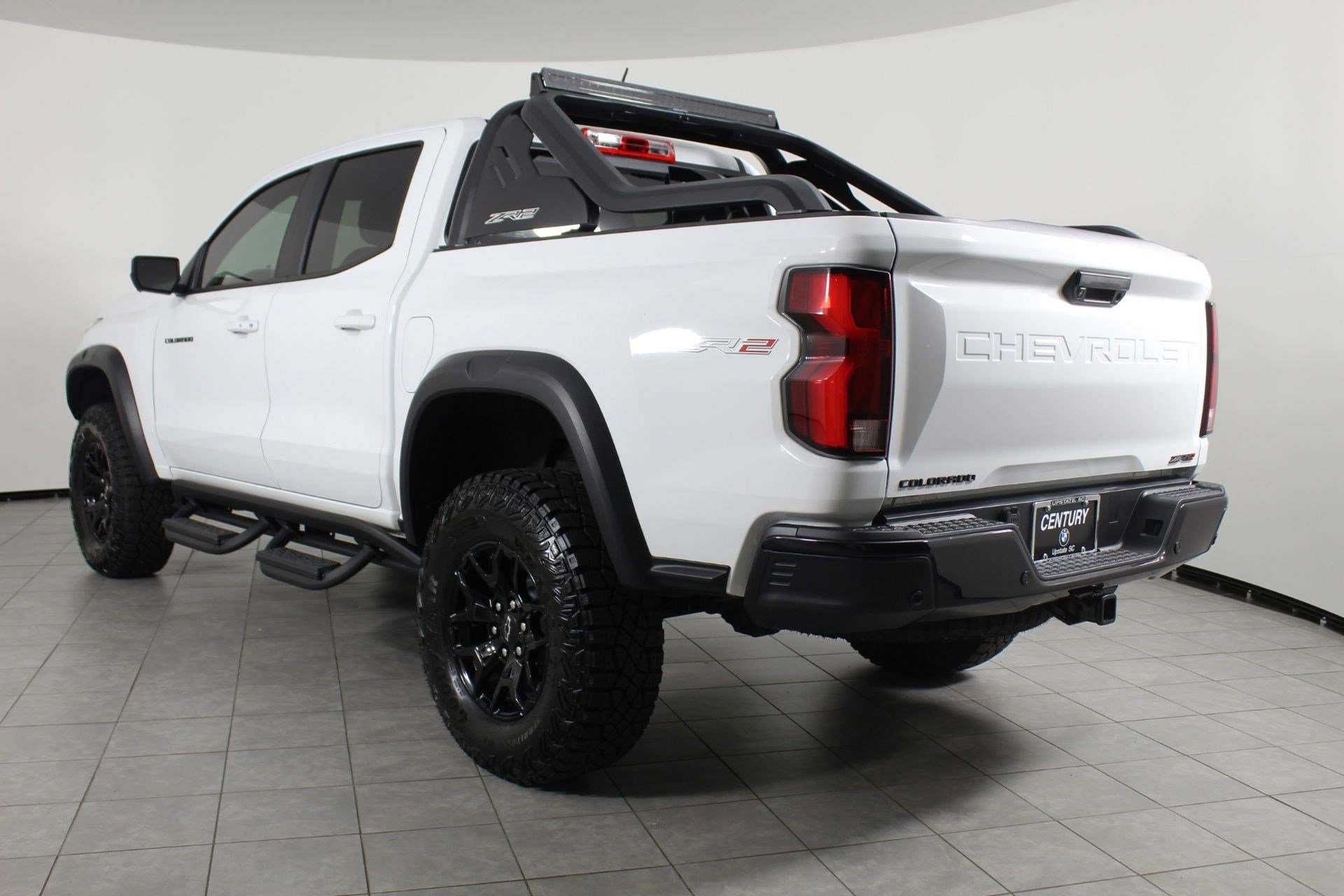 2025 Chevrolet Colorado ZR2 photo 3