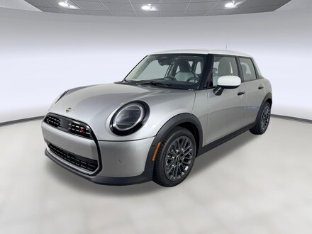 2026 MINI 4 Door Signature Plus Hatchback