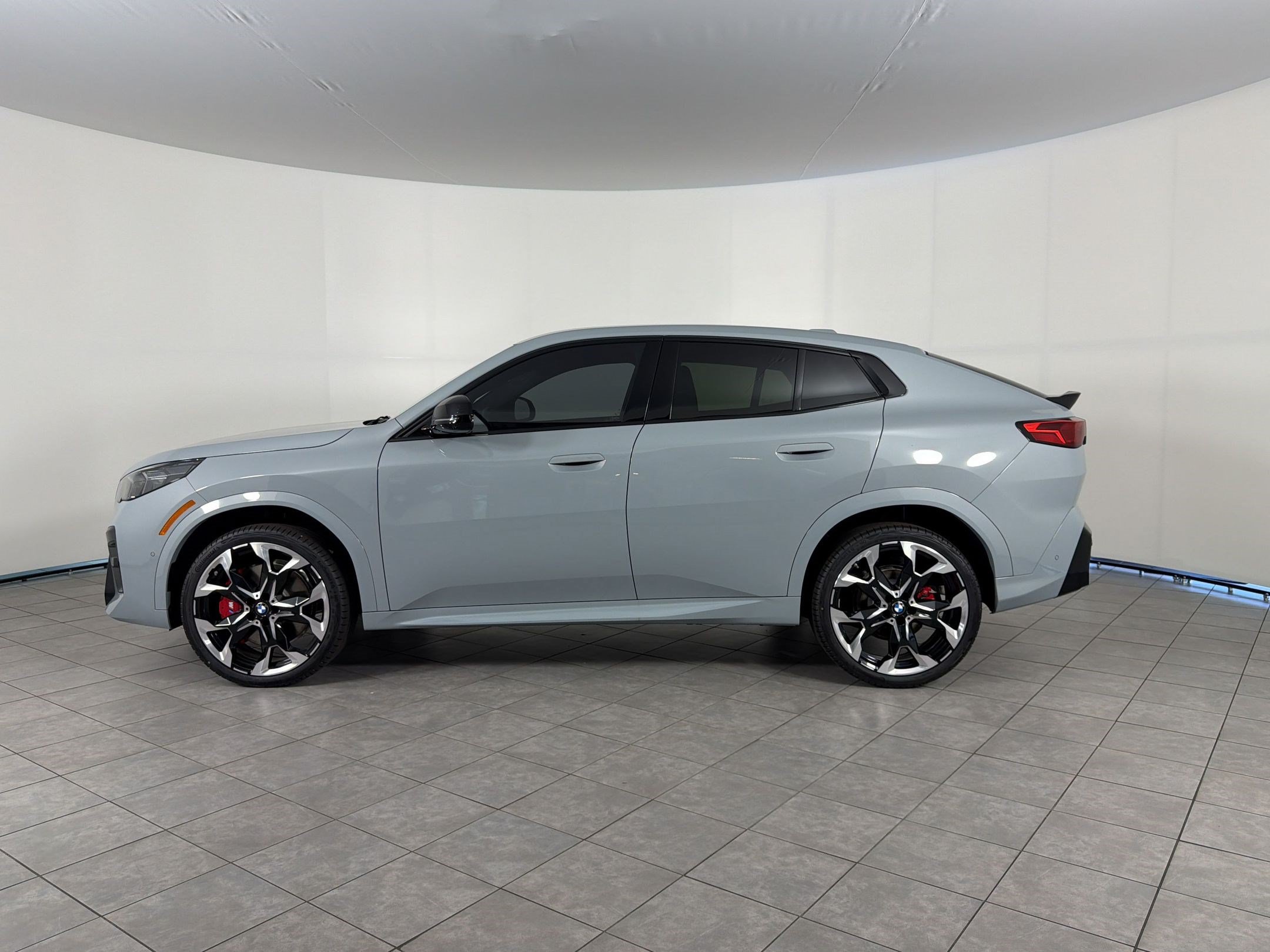 X2 SUV