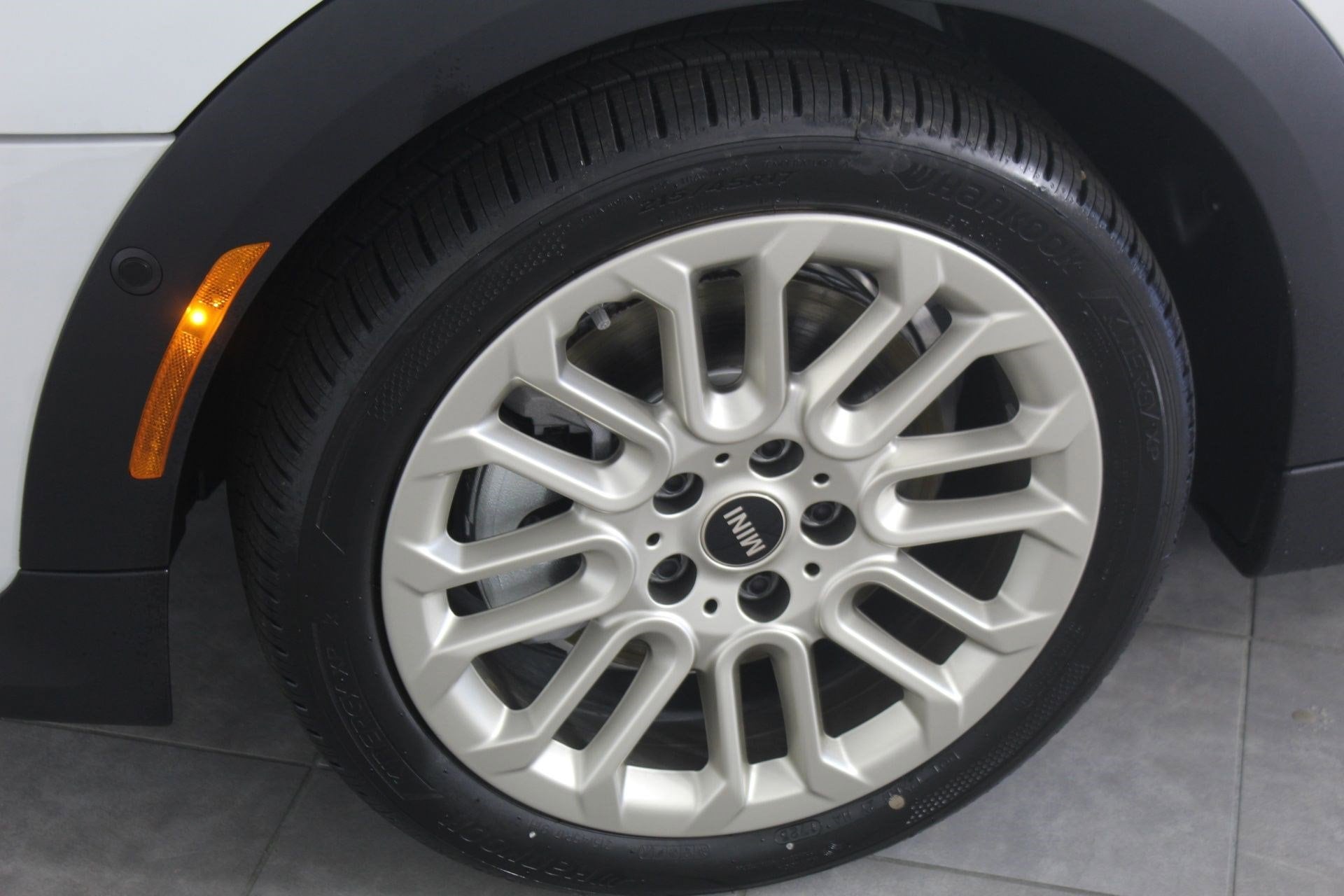 2025 MINI Hardtop 4 Door S - Photo 21