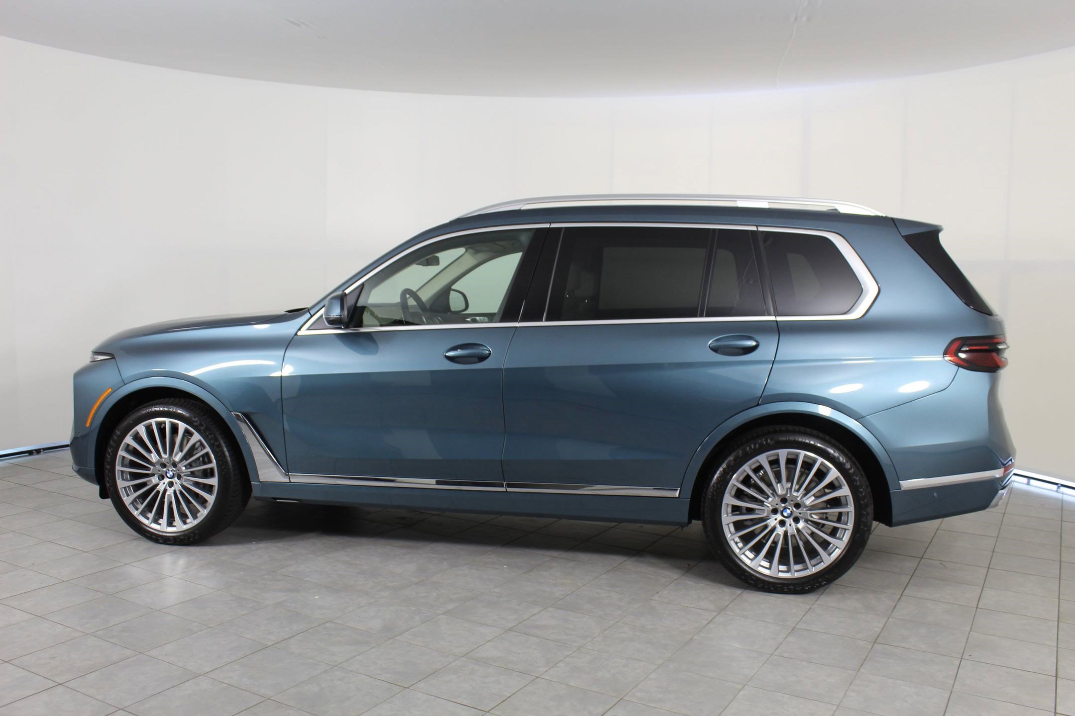 2026 Bmw X7 xDrive40i photo 2