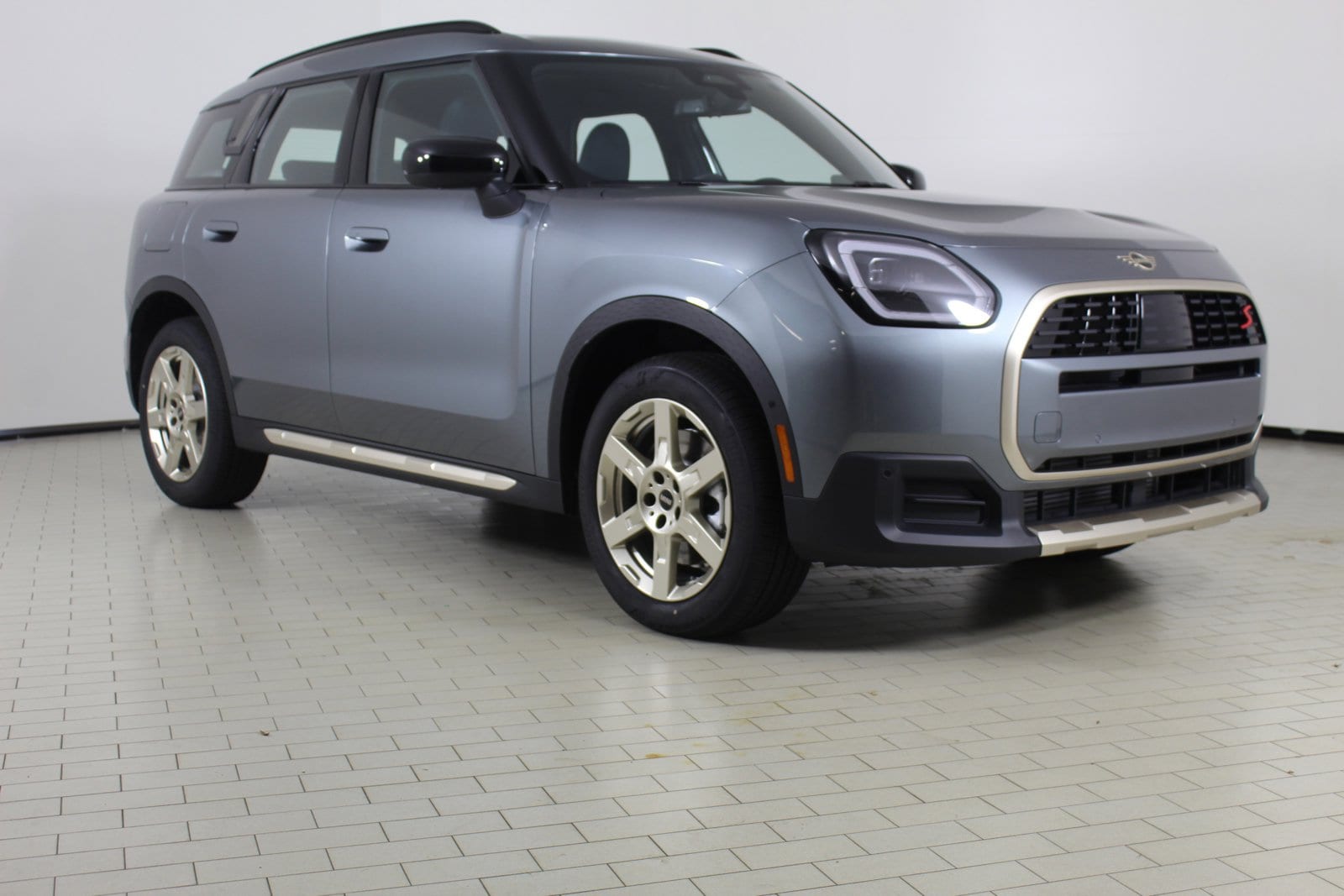 2025 MINI Countryman S's photo