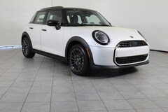 2025 MINI Hardtop 4 Door Signature Plus Hatchback