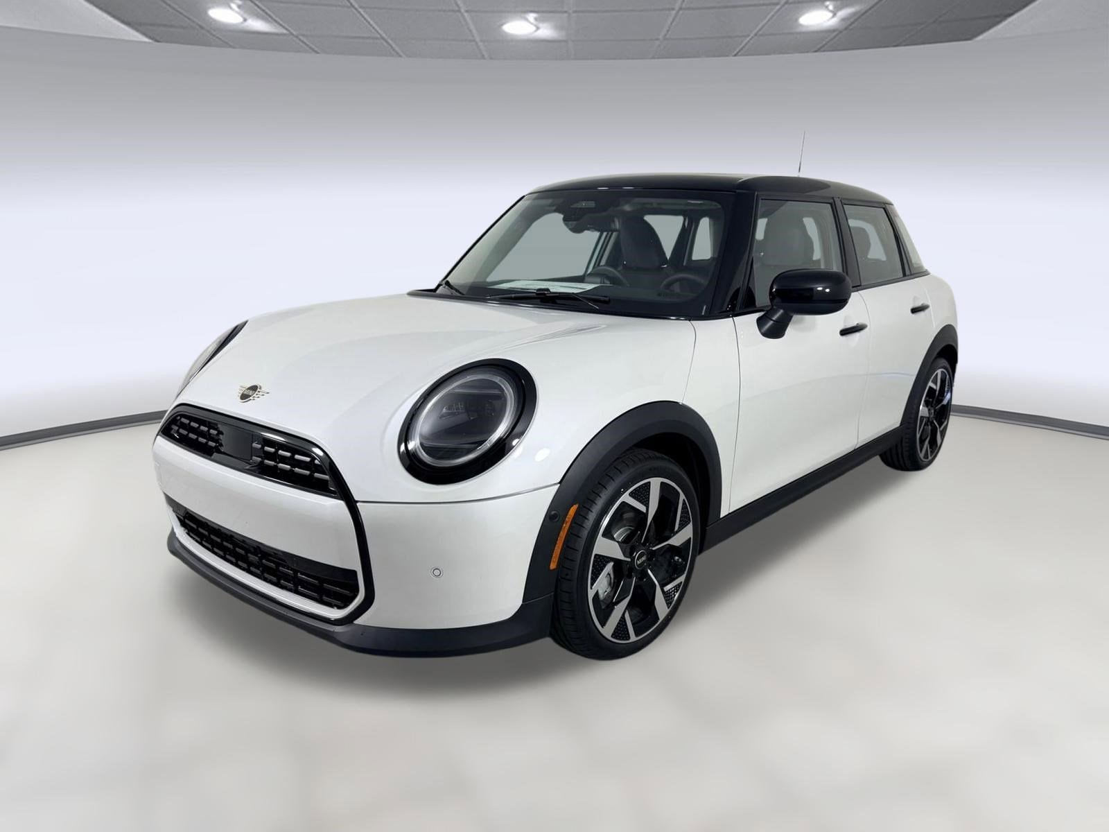2026 MINI Hardtop's photo