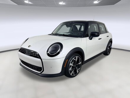 2026 MINI 4 Door Signature Plus Hatchback