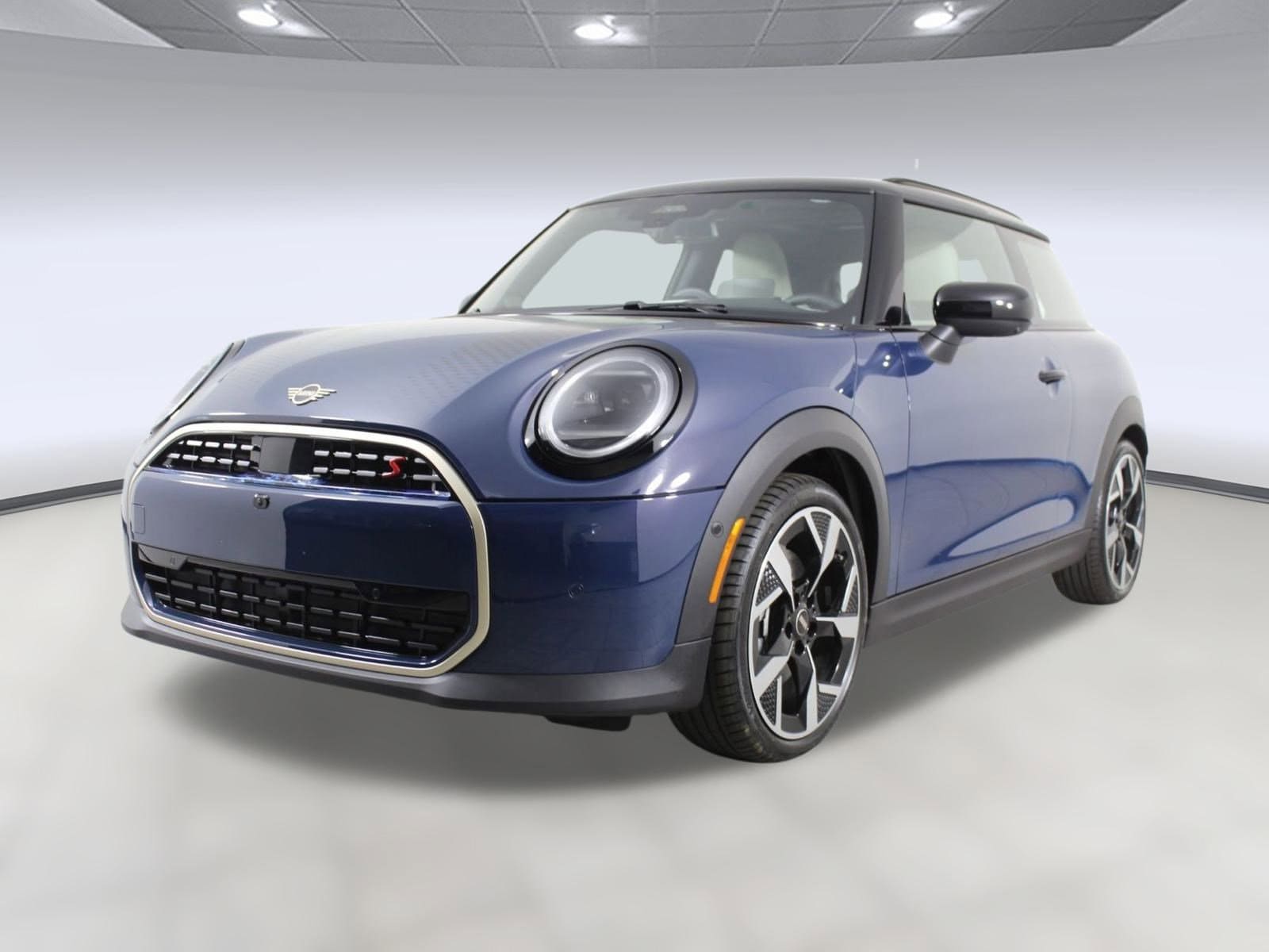 2026 MINI Hardtop 2 Door S's photo