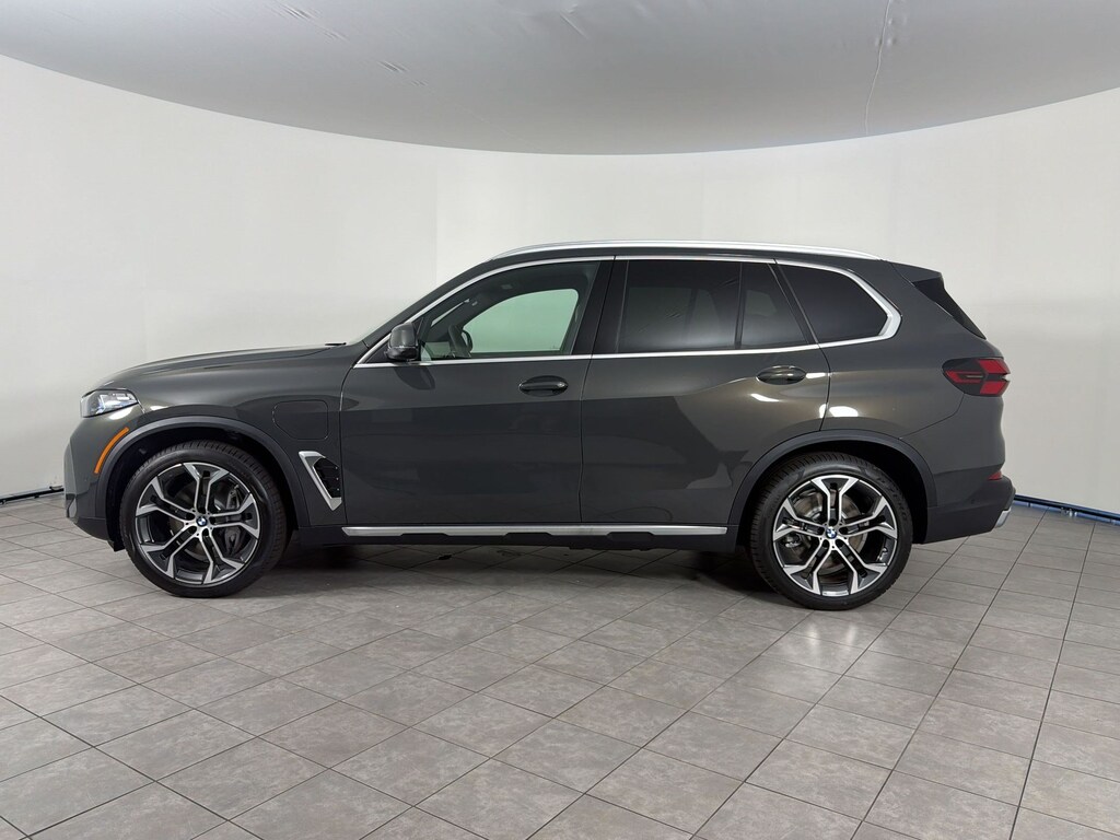 New 2026 BMW X5 SUV