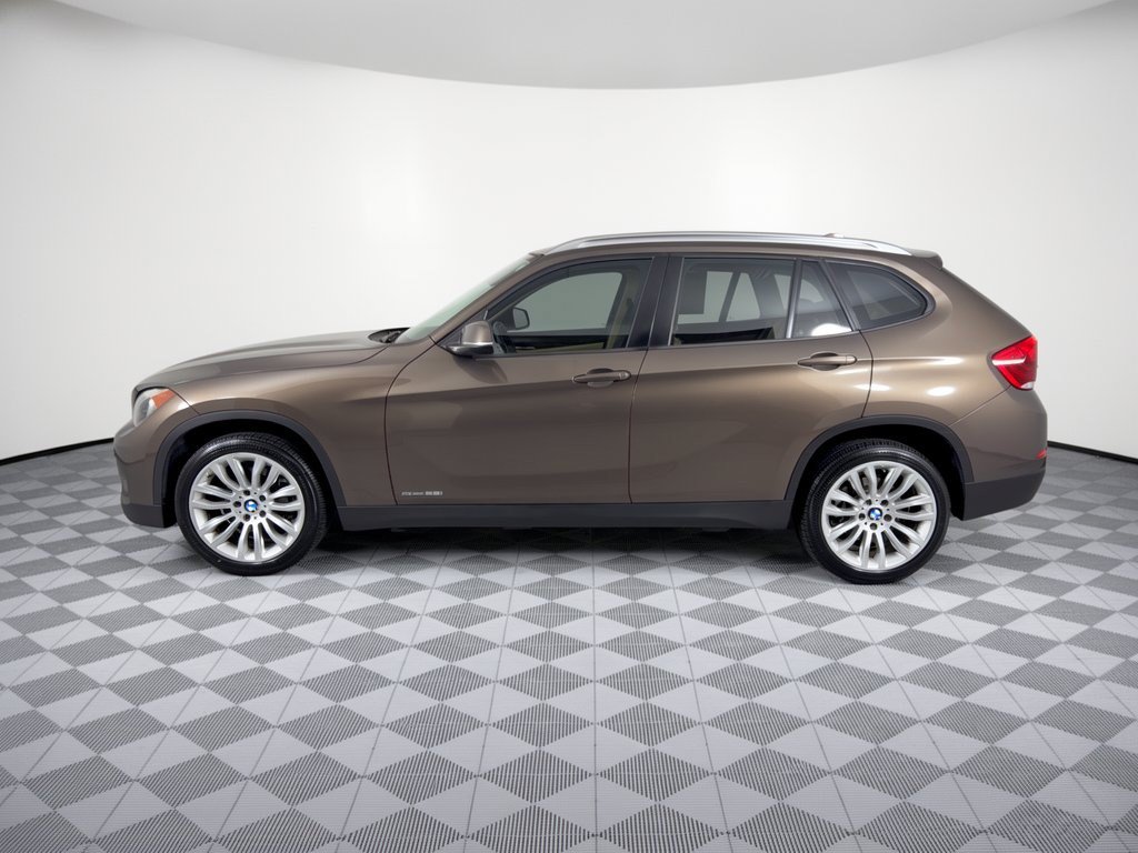 Used 2013 BMW X1 28i with VIN WBAVM1C57DVW45953 for sale in Greenville, SC
