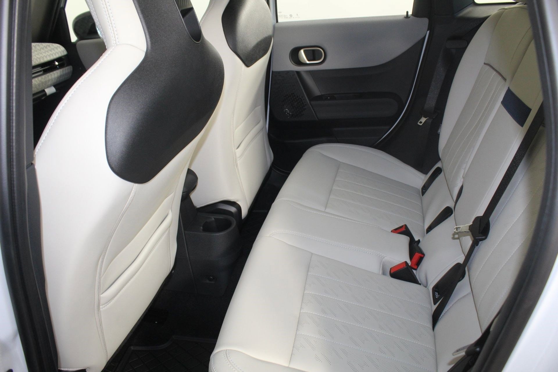 2025 MINI Hardtop 4 Door S - Photo 12