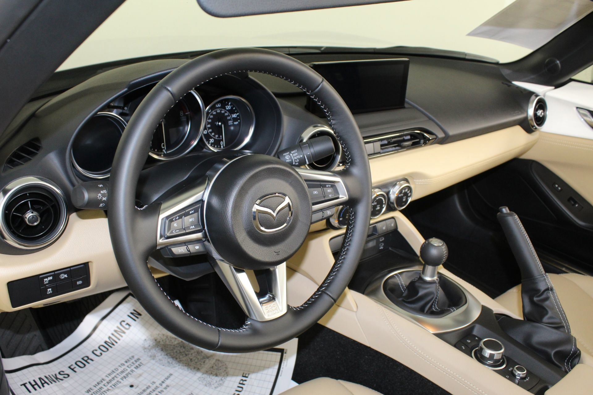2025 Mazda MX-5 Miata Miata Grand Touring photo 4