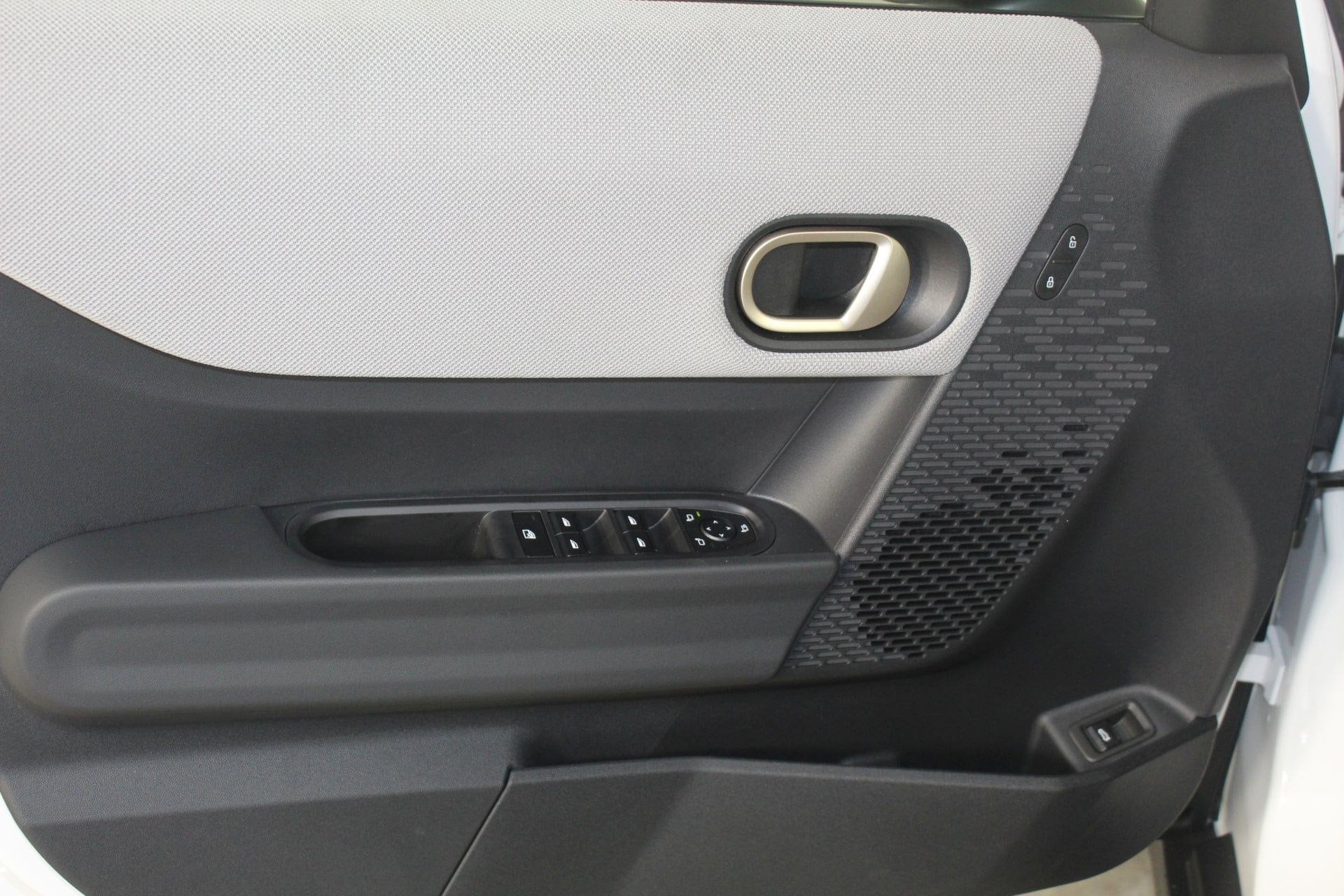 2025 MINI Hardtop 4 Door S - Photo 11