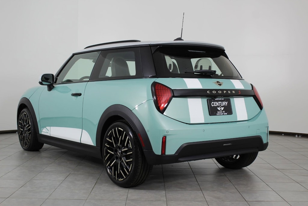 New 2026 MINI 2 Door Signature Plus Hatchback