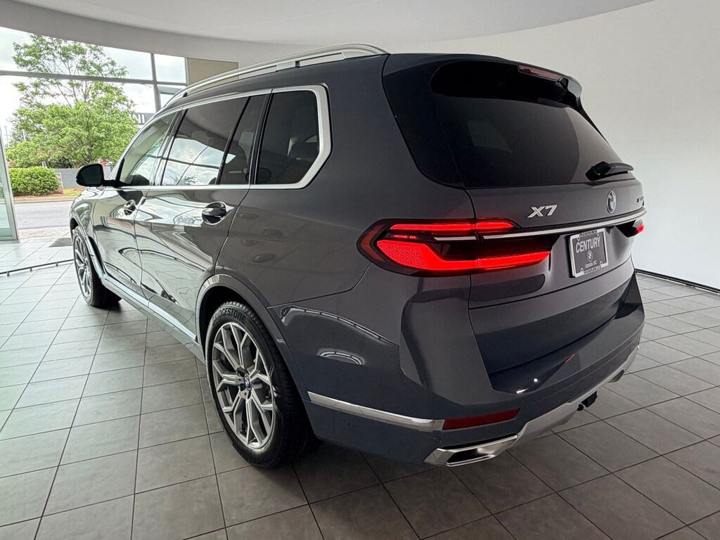 New 2027 BMW X7 SUV