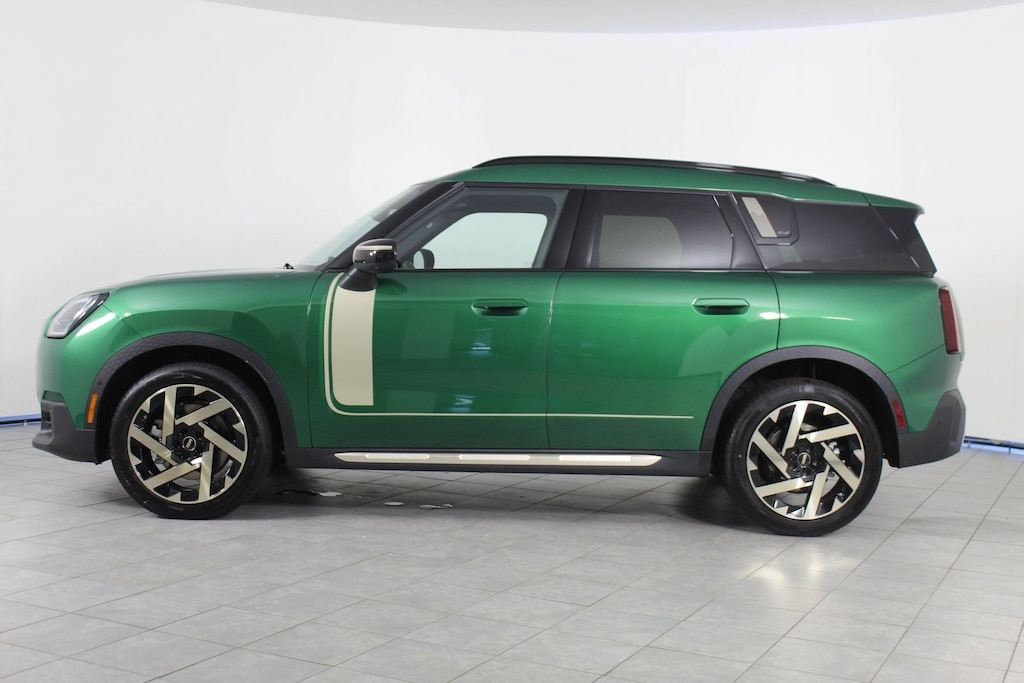New 2026 MINI Countryman Iconic SUV