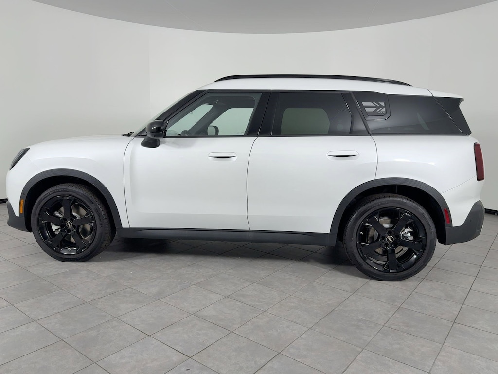 New 2026 MINI Countryman Iconic SUV