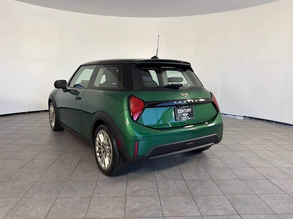 New 2026 MINI 2 Door Signature Plus Hatchback