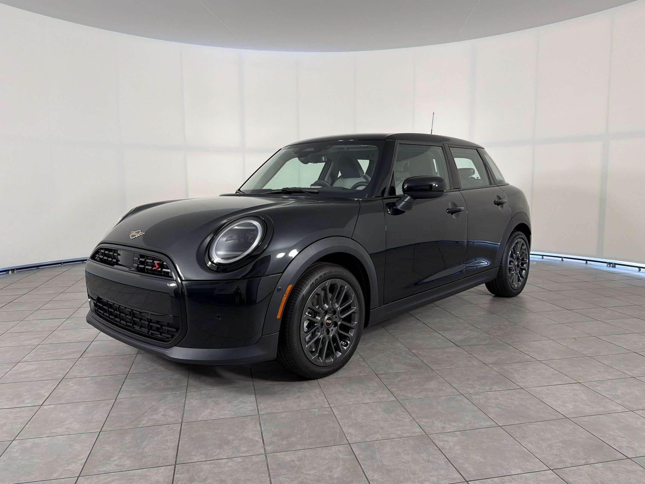  MINI 4 Door