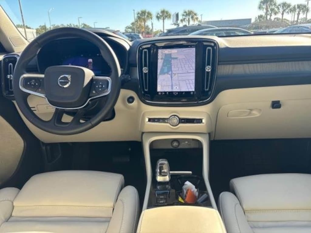 Certified 2024 Volvo XC40 Ultimate SUV