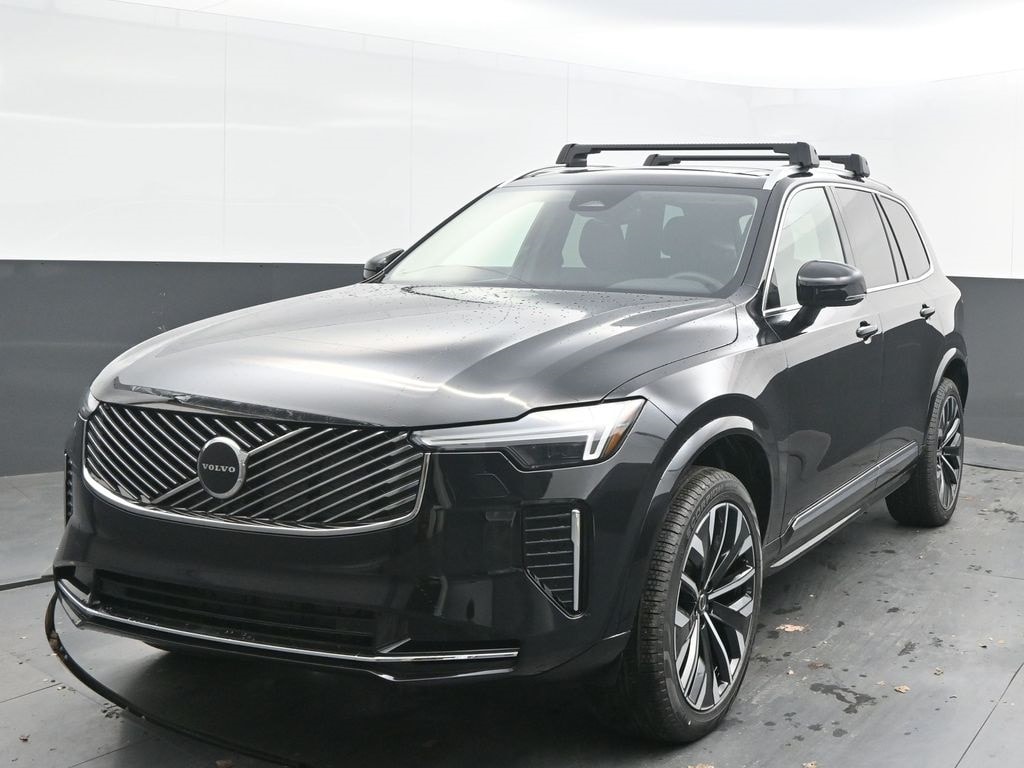 New 2026 Volvo XC90 B5 Core SUV