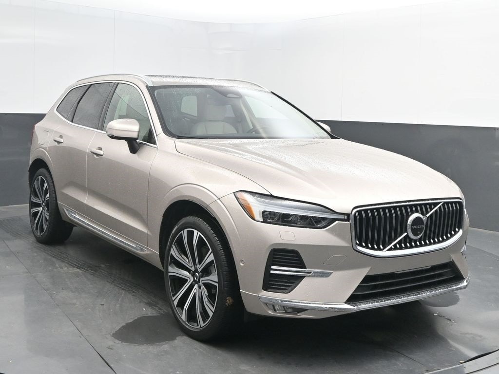 2023 Volvo XC60 Ultimate's photo