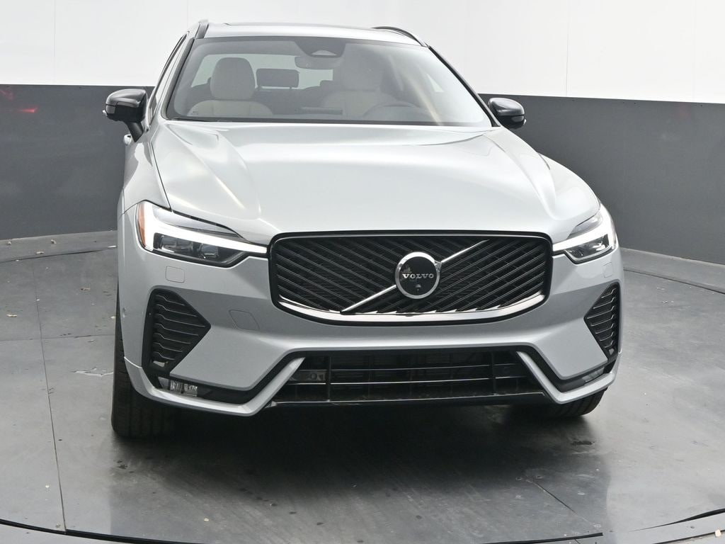 New 2026 Volvo XC60 B5 Plus SUV