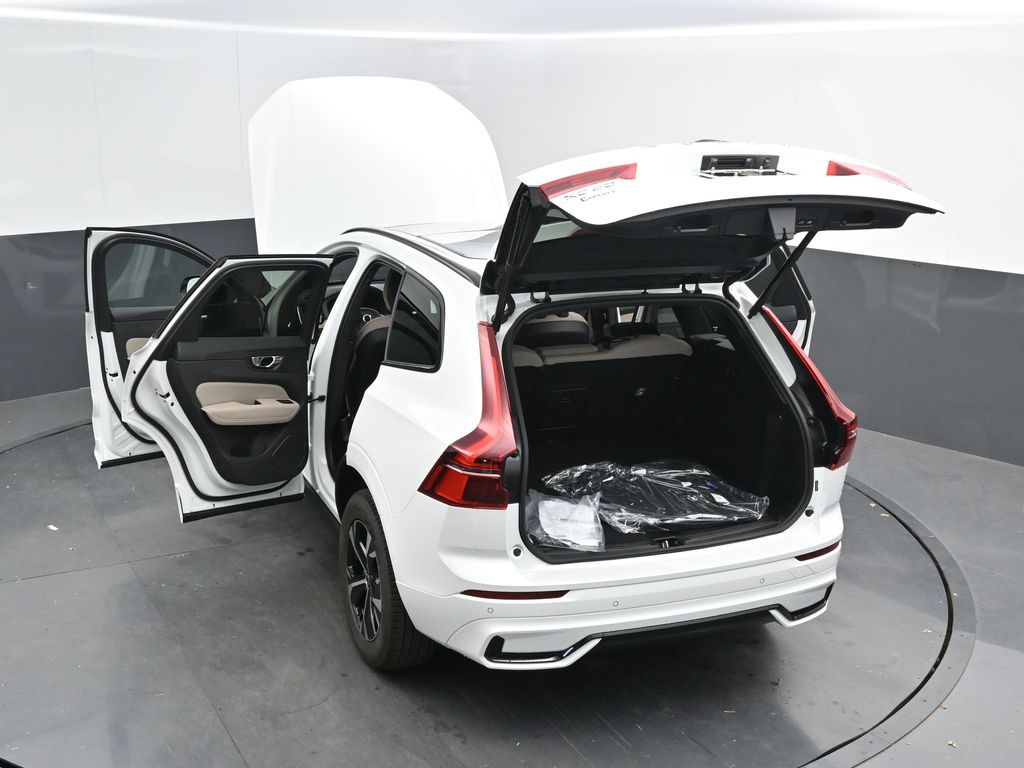 2026 Volvo XC60 Core - Photo 60