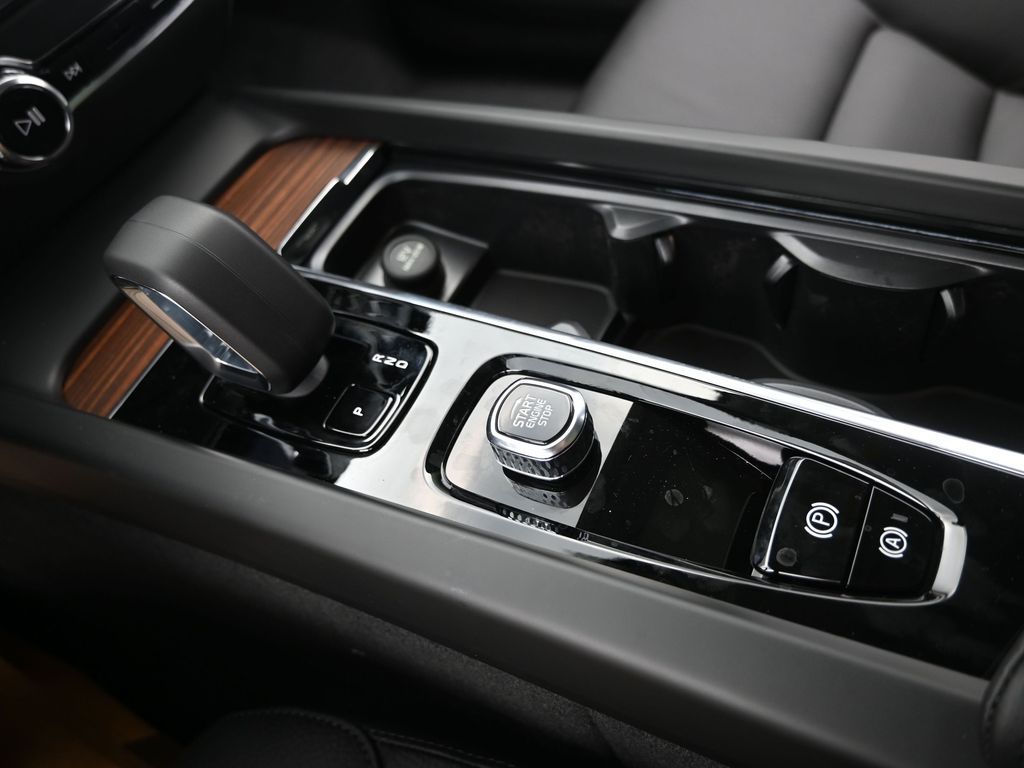 2026 Volvo V60 Cross Country Plus - Photo 23