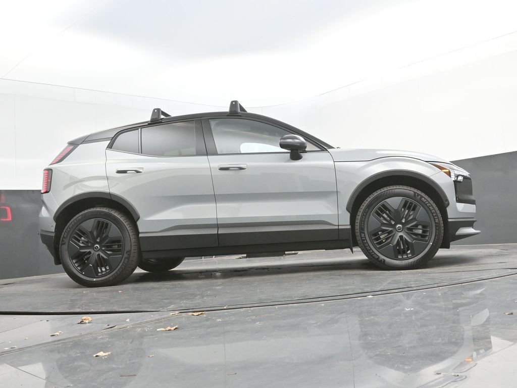 2026 Volvo EX30 Ultra - Photo 35