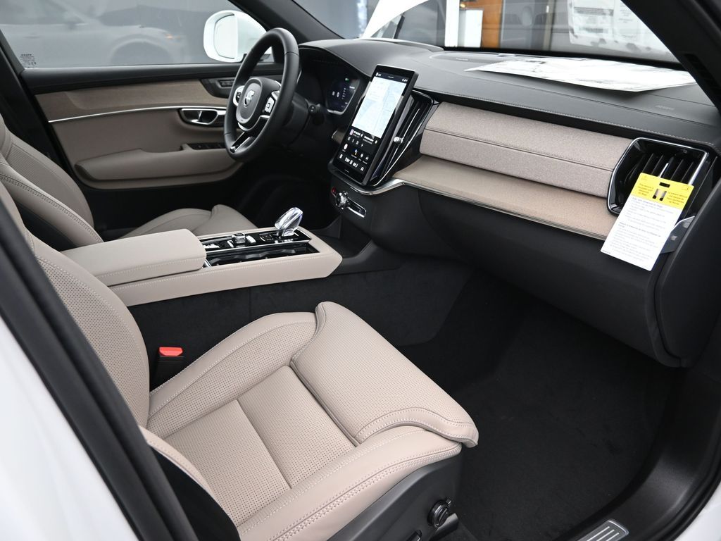 2026 Volvo XC90 Ultra - Photo 39