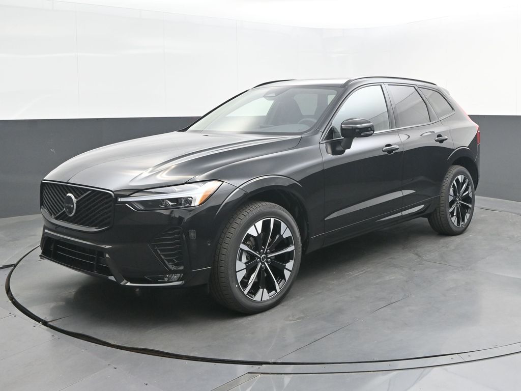 2026 Volvo XC60 B5 Plus Dark AWD's photo