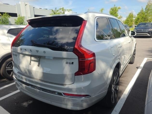2024 Volvo XC90 Ultimate photo 2