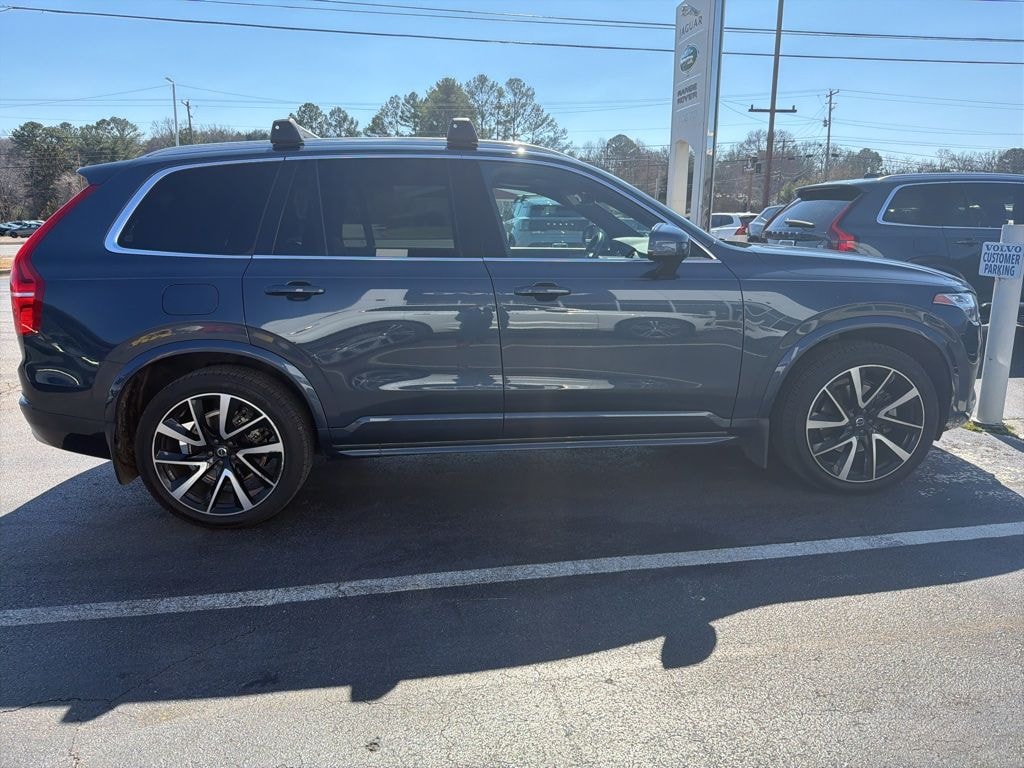 Used 2022 Volvo XC90 T6 Momentum SUV