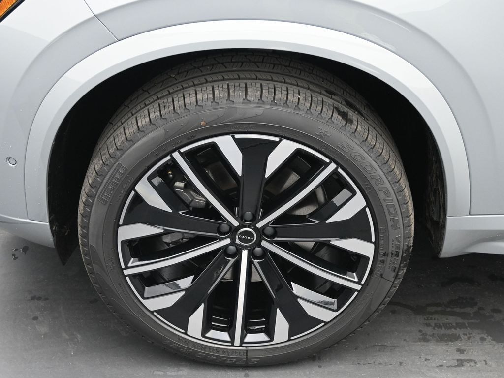 New 2026 Volvo XC90 B6 Ultra 7-Seater SUV