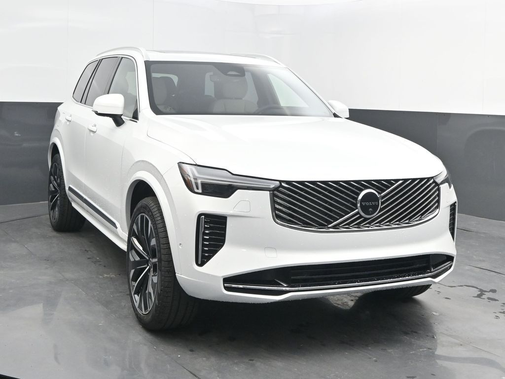 2026 Volvo XC90 Plus - Photo 9