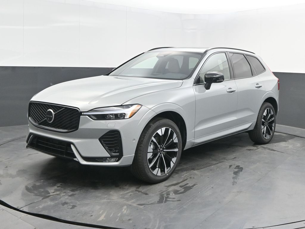 2026 Volvo XC60 B5 Plus Dark AWD's photo