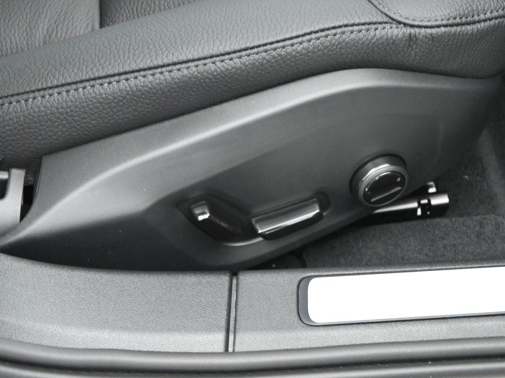 2026 Volvo V60 Cross Country Plus - Photo 36