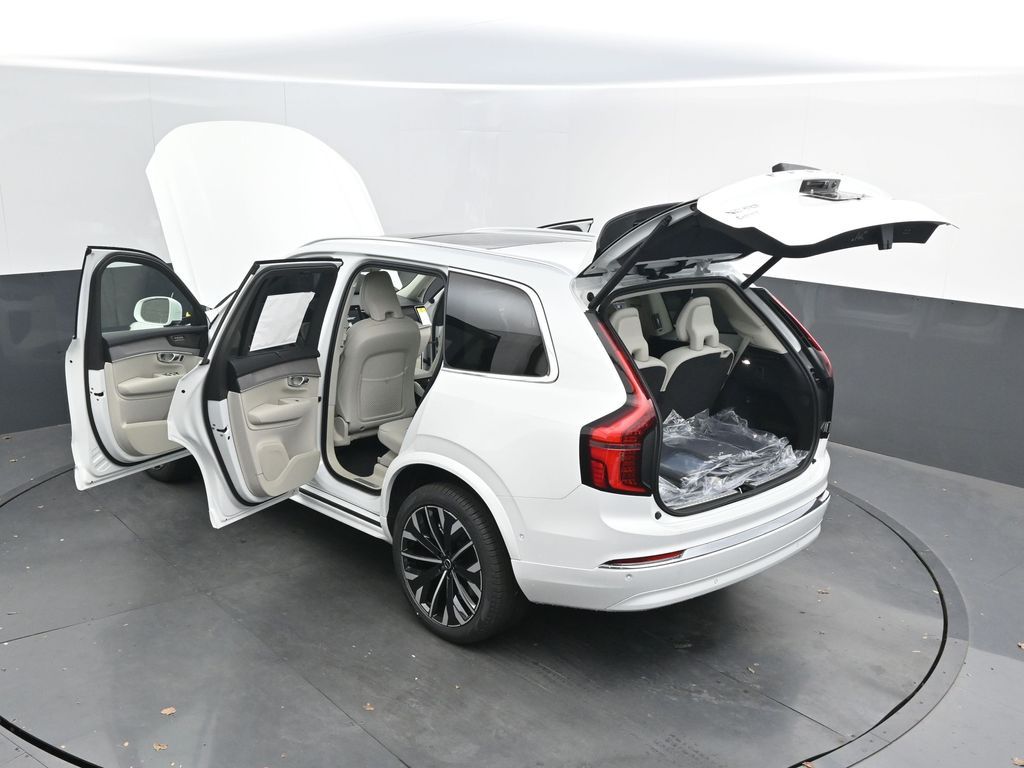 2026 Volvo XC90 Ultra - Photo 43