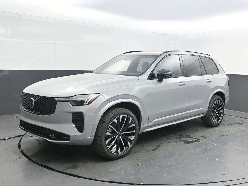 2026 Volvo XC90 B6 Ultra Dark 7-Seater 4WD's photo