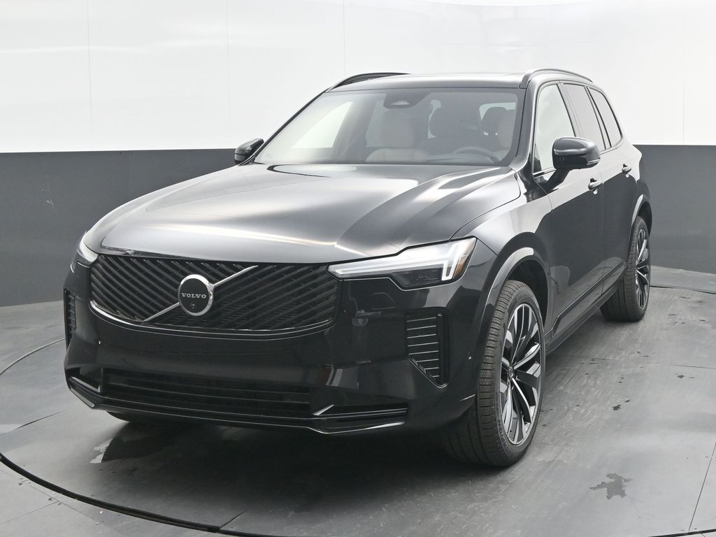 2026 Volvo XC90 B6 Ultra Dark 6-Seater 4WD's photo