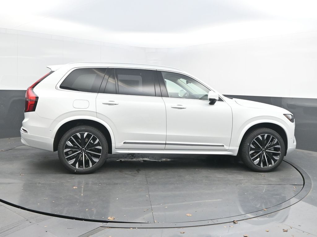 2026 Volvo XC90 Ultra - Photo 8