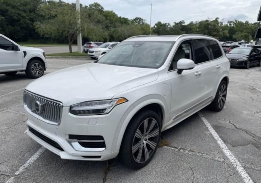 Used 2024 Volvo XC90 Recharge Plug-In Hybrid T8 Plus Bright Theme 7 Passenger SUV