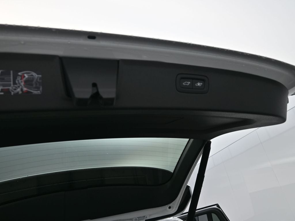 2026 Volvo XC90 Ultra - Photo 31