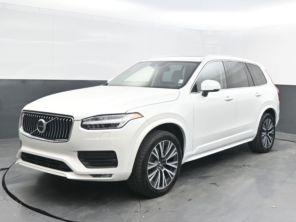 Used 2022 Volvo XC90 T6 Momentum SUV