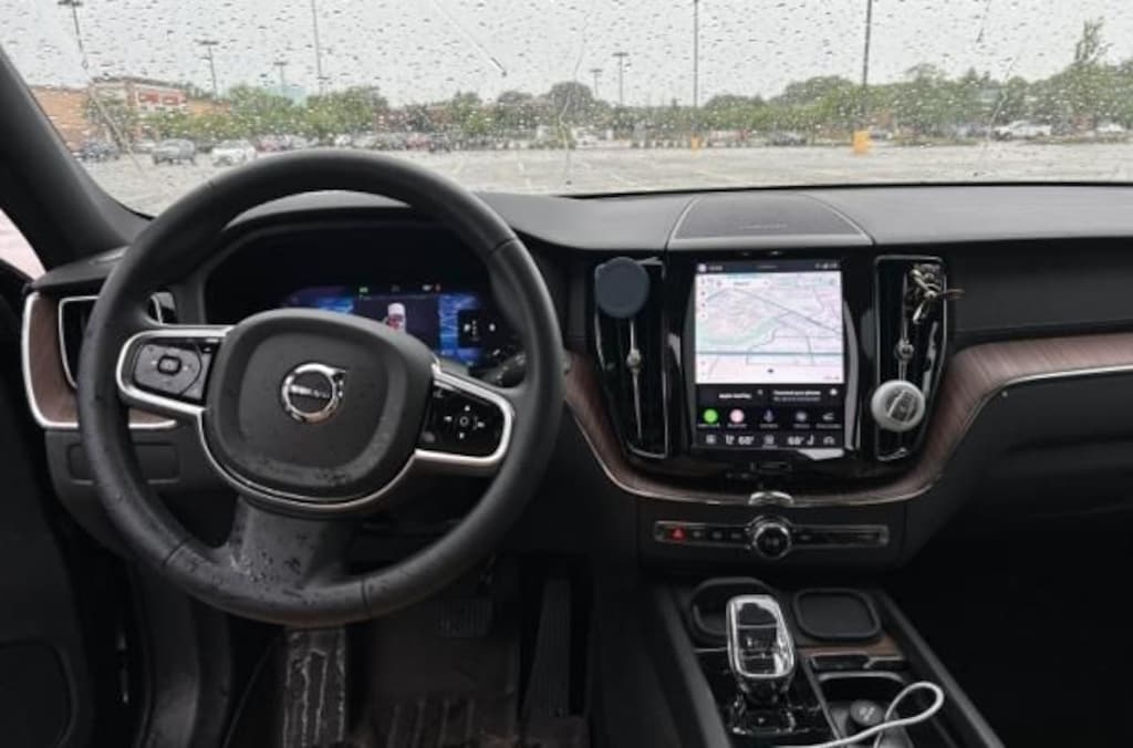 Used 2023 Volvo XC60 B5 Ultimate Bright Theme SUV
