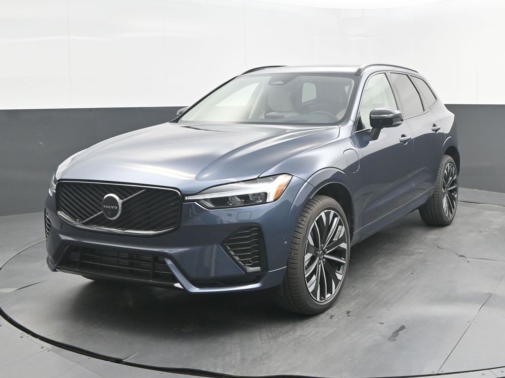 2026 Volvo XC60 T8 Ultra Dark AWD's photo