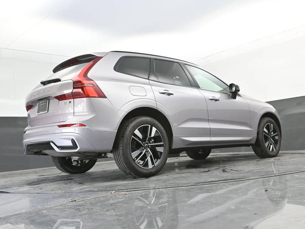 2026 Volvo XC60 Core - Photo 52