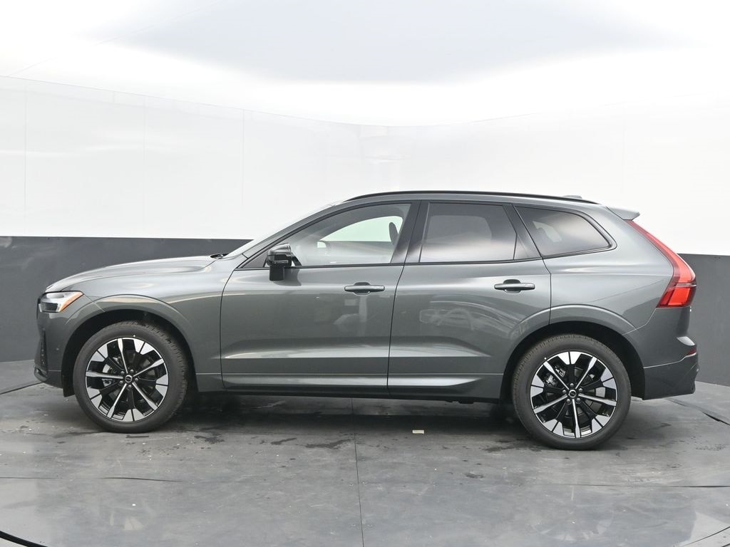 New 2026 Volvo XC60 B5 Plus SUV