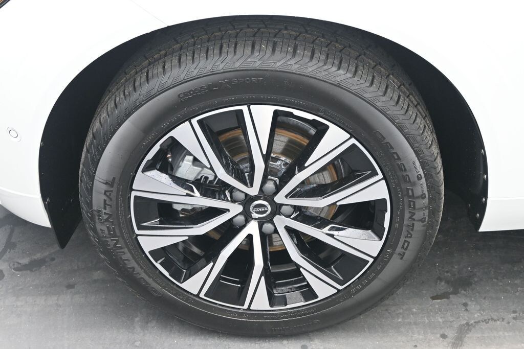 Certified 2023 Volvo XC60 B5 Plus Bright Theme SUV
